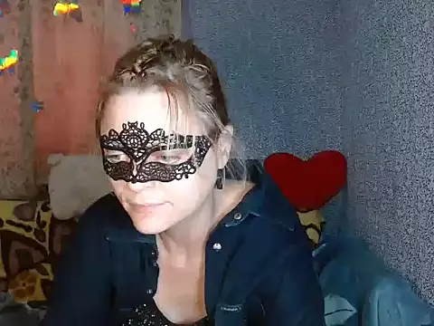 Snapshot of Miss_Nona chatting on 09/30/25, 12:10 Miss Nona online show from 09/30/25, 12:10