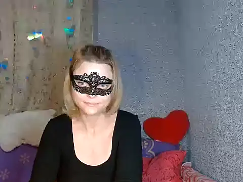 Snapshot of Miss_Nona chatting on 11/06/25, 02:40 Miss Nona online show from 11/06/25, 02:40