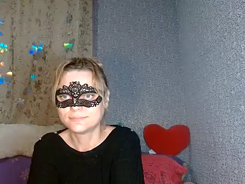 Snapshot of Miss_Nona chatting on 11/11/25, 05:24 Miss Nona online show from 11/11/25, 05:24