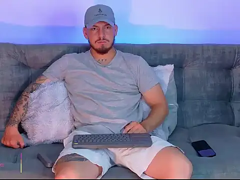 Snapshot of JaxRagnar088 chatting on 09/21/25, 10:28 JaxRagnar088 online show from 09/21/25, 10:28