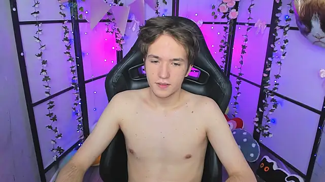 Ethan Rivers online show from 10/19/25, 09:04