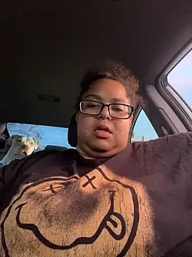 Snapshot of wishuhope4 chatting on 10/13/25, 12:43 wishuhope4 online show from 10/13/25, 12:43