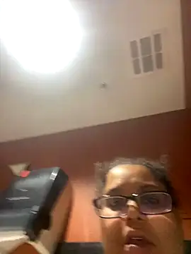 Snapshot of wishuhope4 chatting on 12/02/25, 01:50 wishuhope4 online show from 12/02/25, 01:50