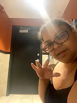 Snapshot of wishuhope4 chatting on 12/03/25, 08:18 wishuhope4 online show from 12/03/25, 08:18