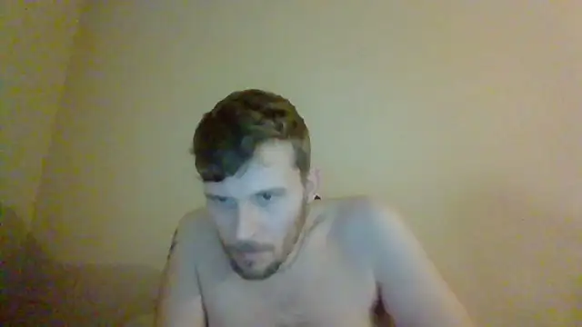 Snapshot of LocalGentleman4Fun chatting on 04/19/26, 02:16 LocalGentleman4Fun online show from 04/19/26, 02:16
