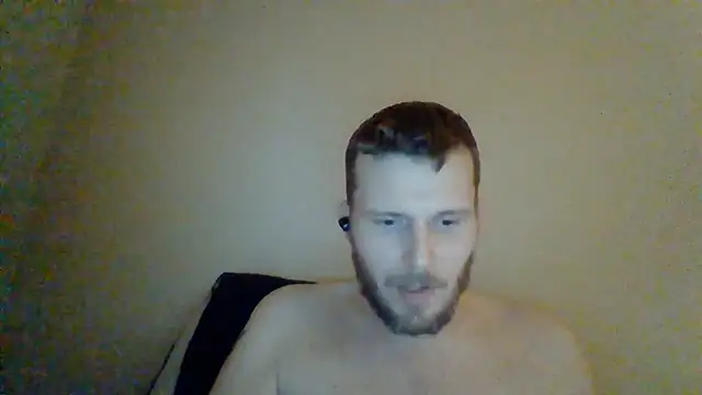 Snapshot of LocalGentleman4Fun chatting on 06/15/26, 01:02 LocalGentleman4Fun online show from 06/15/26, 01:02