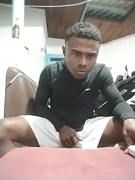 Snapshot of _yefez chatting on 11/22/25, 07:40 yefez online show from 11/22/25, 07:40