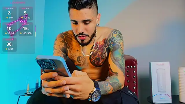 amodeus bael  online show from 09/28/25, 11:10