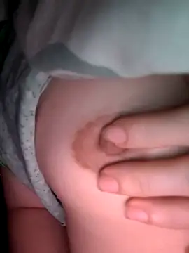 emmup3979 online show from 09/28/25, 06:13