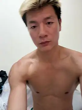 Snapshot of AAASuck chatting on 06/24/26, 03:00 AAASuck online show from 06/24/26, 03:00