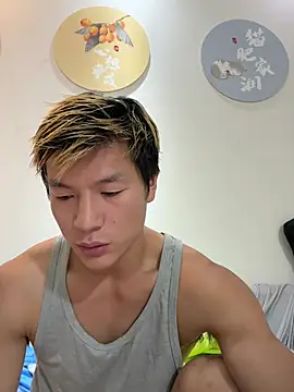 Snapshot of AAASuck chatting on 08/02/26, 03:21 AAASuck online show from 08/02/26, 03:21