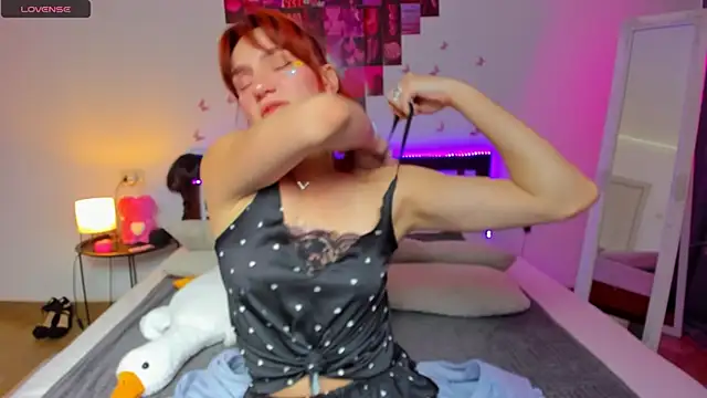 ArinaWinss online show from 10/01/25, 07:36