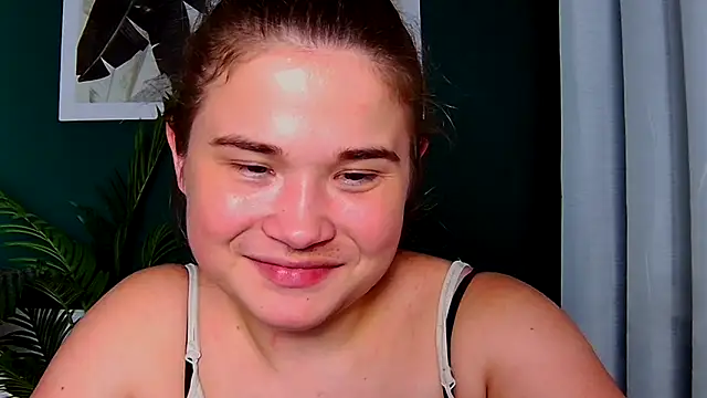 IsabellCharm online show from 10/12/25, 03:00