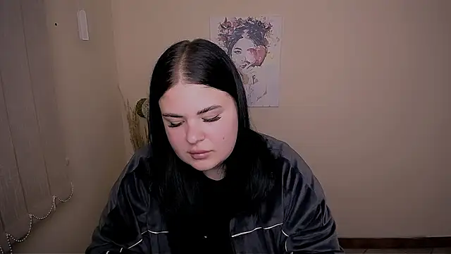  Trisha li online show from 10/06/25, 12:24