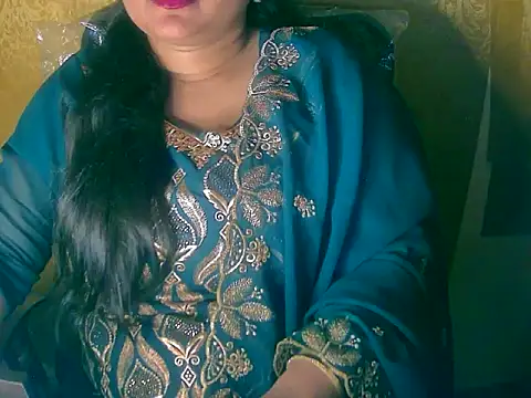 Saniya K online show from 10/08/25, 05:32