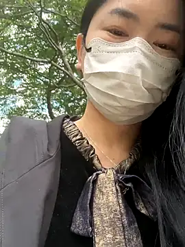 Snapshot of DHJM168 chatting on 11/05/25, 04:23 DHJM168 online show from 11/05/25, 04:23