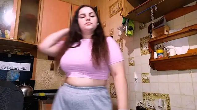 DierdreCousineau online show from 12/14/25, 07:14