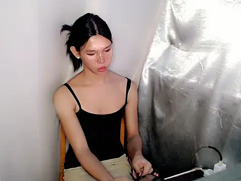 Snapshot of slutty_whore_anne chatting on 01/12/26, 04:45 slutty whore anne online show from 01/12/26, 04:45
