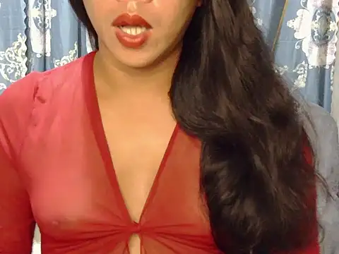 Snapshot of honeyLushess chatting on 09/21/25, 11:56 honeyLushess online show from 09/21/25, 11:56