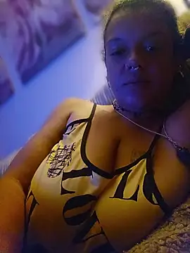 Snapshot of GoddessChantelle chatting on 06/21/26, 10:45 GoddessChantelle online show from 06/21/26, 10:45