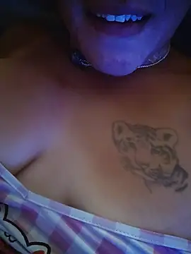 Snapshot of GoddessChantelle chatting on 07/27/26, 05:25 GoddessChantelle online show from 07/27/26, 05:25