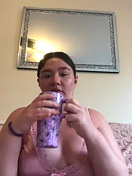 Imogenbabyyy online show from 05/13/26, 10:01