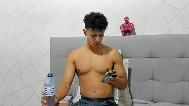 Alex Colton7 online show from 09/22/25, 04:14