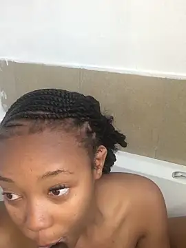 Sprinkle Q online show from 09/19/25, 01:34