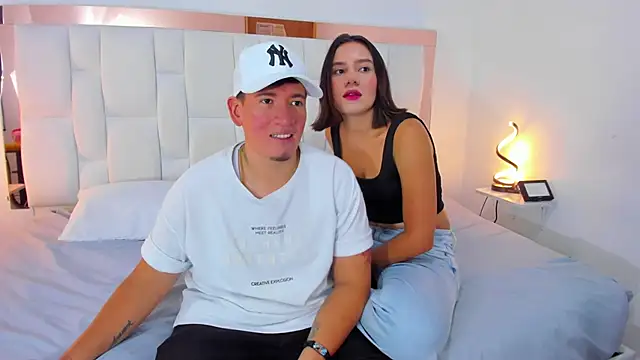 ZoeandEthan online show from 09/17/25, 06:42