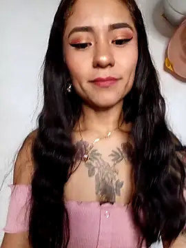 Liahdiaz  online show from 11/13/25, 03:22