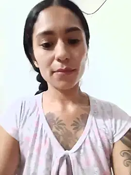 Liahdiaz  online show from 06/28/26, 05:13