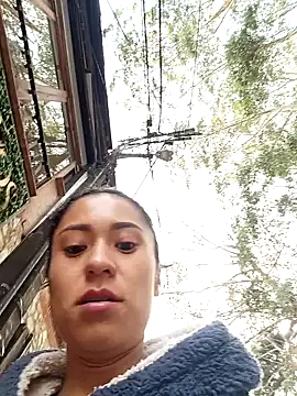 Liahdiaz  online show from 07/01/26, 01:13
