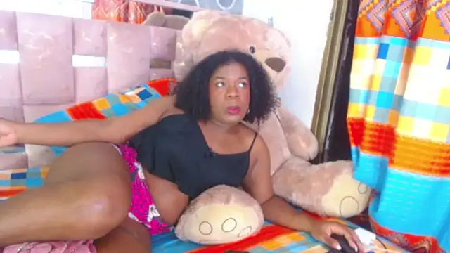 LicyEvans1 online show from 05/19/26, 02:18
