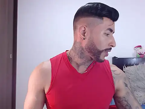 andrea de lucaa online show from 11/30/25, 03:32