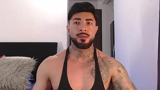 andrea de lucaa online show from 06/19/26, 04:06