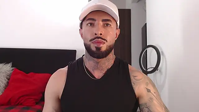 andrea de lucaa online show from 06/26/26, 04:17
