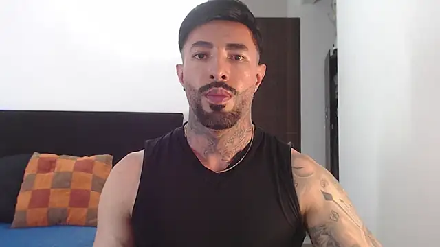andrea de lucaa online show from 07/22/26, 04:48