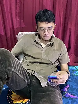 rand1101 online show from 10/03/25, 06:16