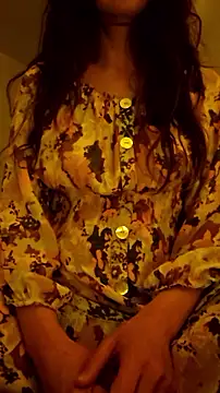 Snapshot of LeemaBean chatting on 10/17/25, 04:59 LeemaBean online show from 10/17/25, 04:59