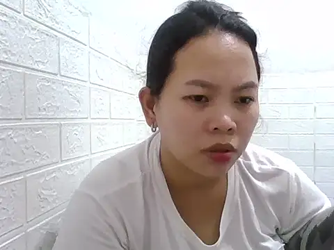 Sweeetpinay online show from 03/07/26, 08:44