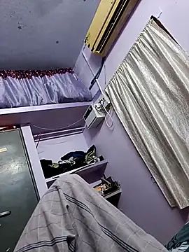 maddy3108 online show from 09/27/25, 11:48