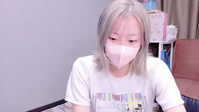 Snapshot of Nana__ch chatting on 11/04/25, 05:06 Nana  ch online show from 11/04/25, 05:06