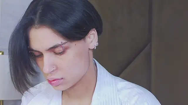 VioletAsh online show from 10/20/25, 04:35