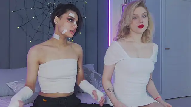 VioletAsh online show from 10/26/25, 05:13