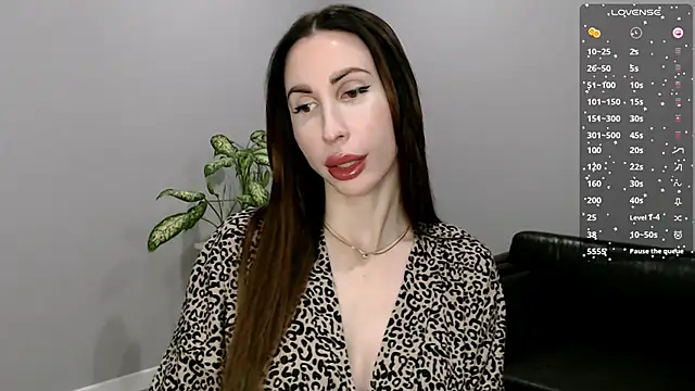 Snapshot of Ella_Sea chatting on 12/02/25, 09:14 Ella Sea online show from 12/02/25, 09:14