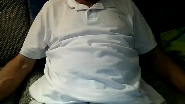 Snapshot of velikifant7 chatting on 11/11/25, 05:35 velikifant7 online show from 11/11/25, 05:35