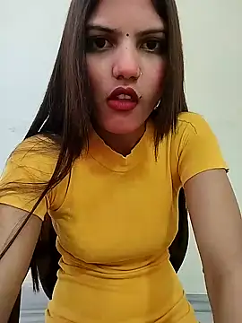 Snapshot of sexy_lips99 chatting on 10/09/25, 04:10 sexy lips99 online show from 10/09/25, 04:10