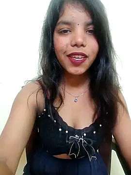 Snapshot of sexy_body-00 chatting on 09/25/25, 05:11 sexy body-00 online show from 09/25/25, 05:11