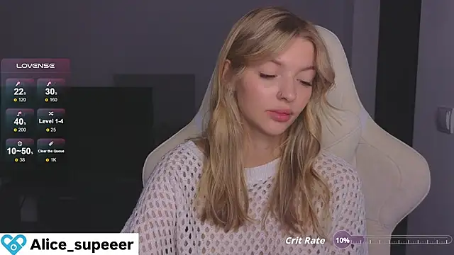 Snapshot of Alice_super_ chatting on 09/18/25, 01:24 Alice super online show from 09/18/25, 01:24