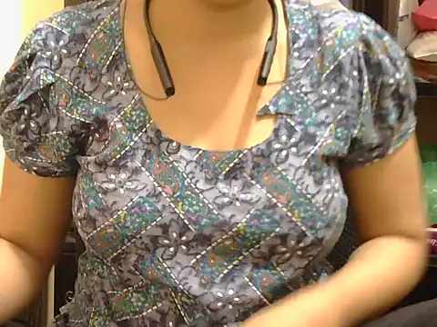 Snapshot of fairy_queen07 chatting on 09/30/25, 05:56 fairy queen07 online show from 09/30/25, 05:56